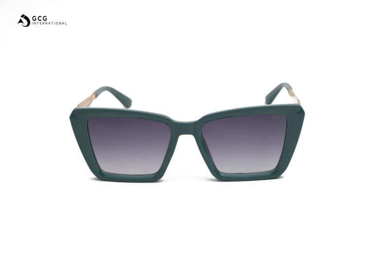 GCG beautiful and oversized Sunglass for woman