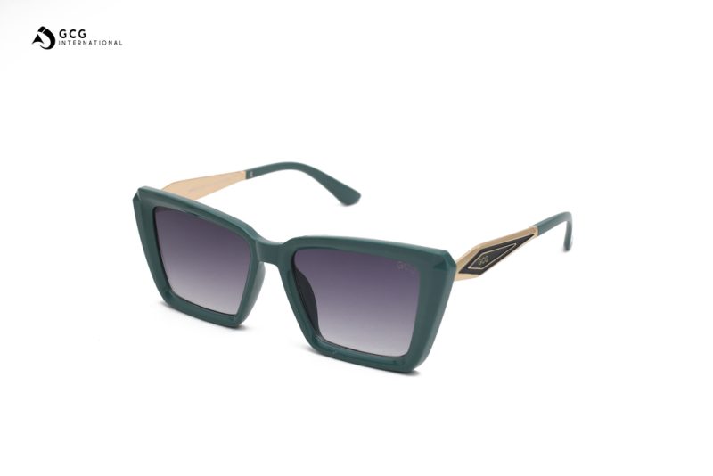 GCG beautiful and oversized Sunglass for woman