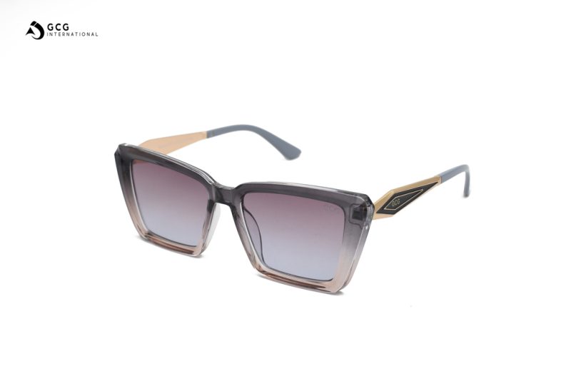 GCG beautiful and oversized Sunglass for woman