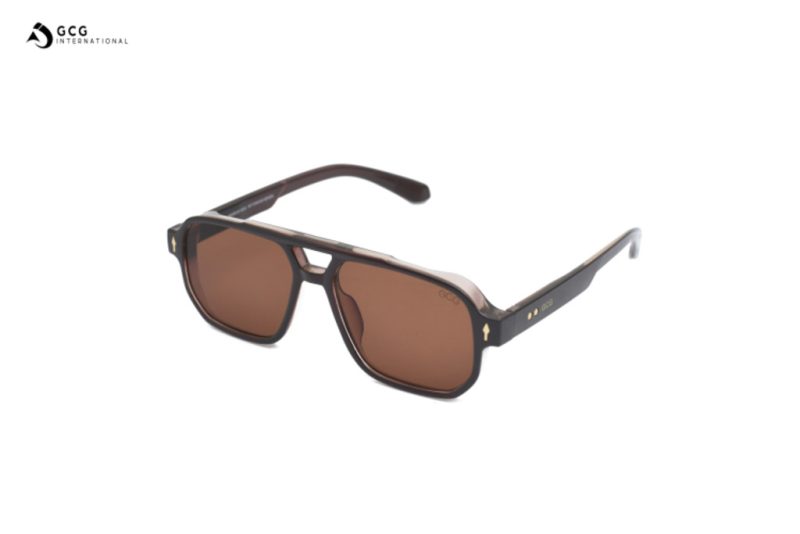 GCG Premium Aviator sunglass which comes in fine packaging and a cool case